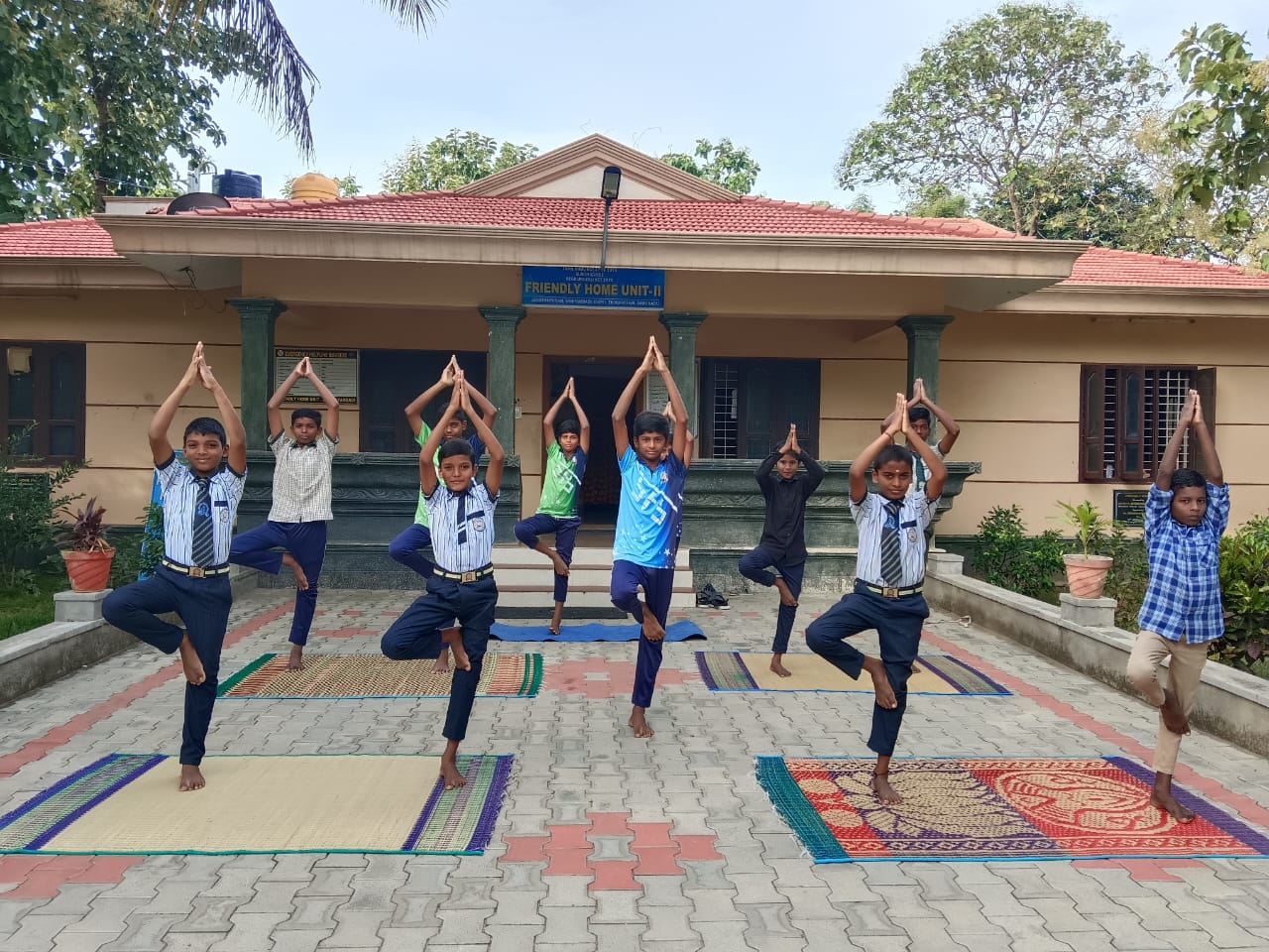 Friendly Home Unit -2